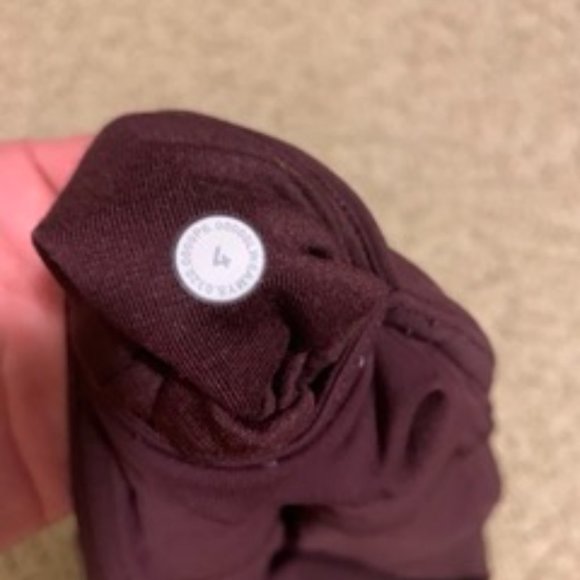 Lulu Lemon Fast and free leggings - Picture 3 of 4